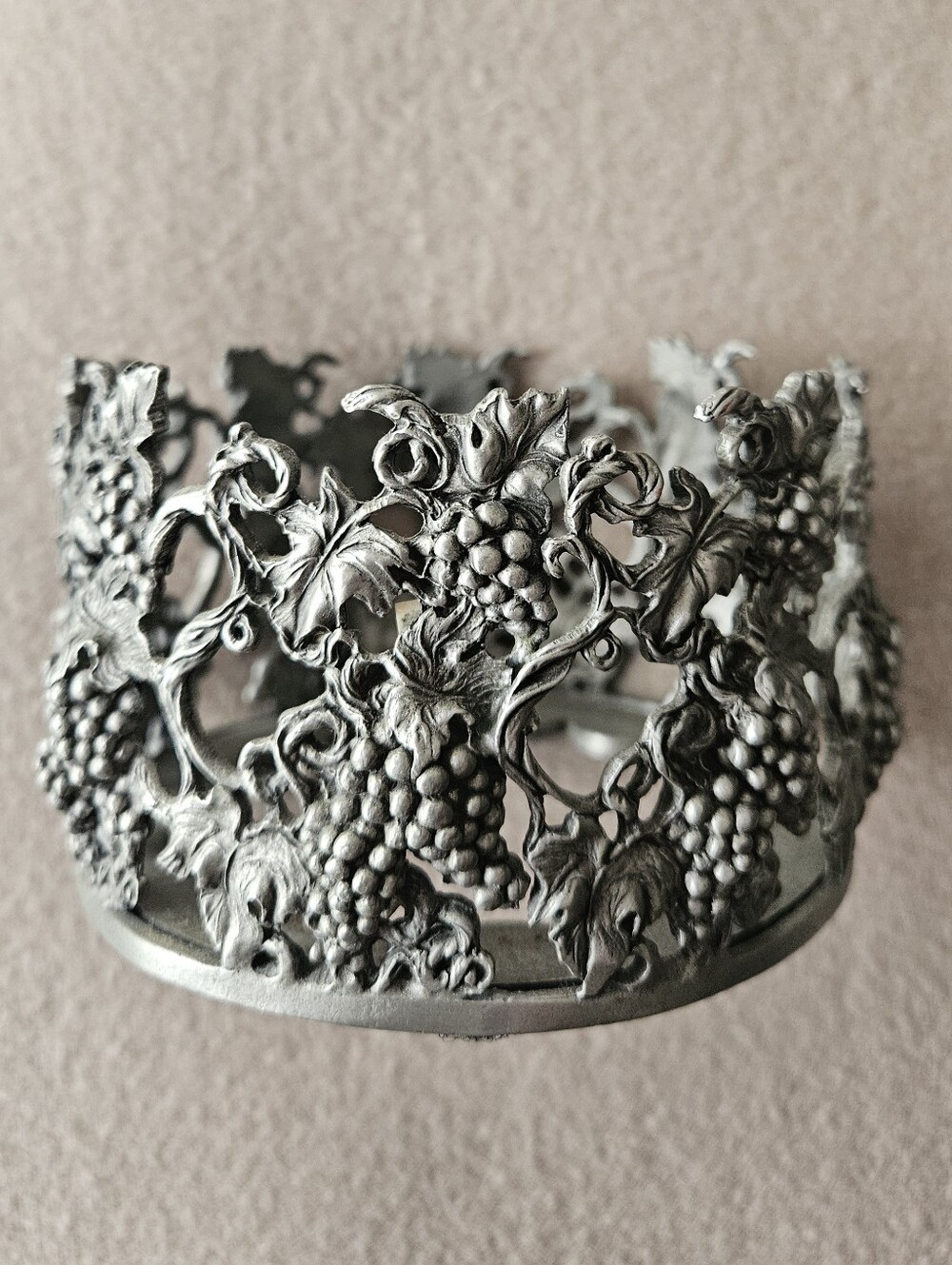 1998 Scents & Accents Fine Pewter Made In USA ~4" Diameter Candle Holder Sleeve